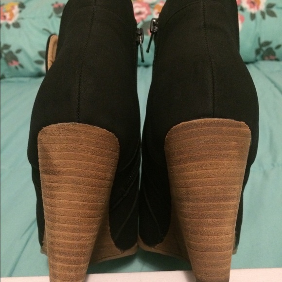 Ccocci Booties 👢 - Picture 4 of 14